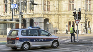 Закопчаха 11 джихадисти във Виена