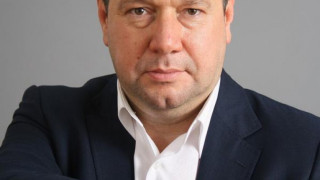 Кирил Асенов с награда от Фондация "Атанас Буров"