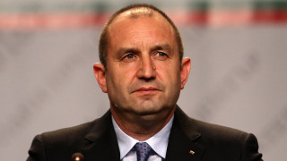 Радев: Няма полза от санкциите към Русия