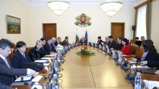 Министърът на отбраната поема изборите