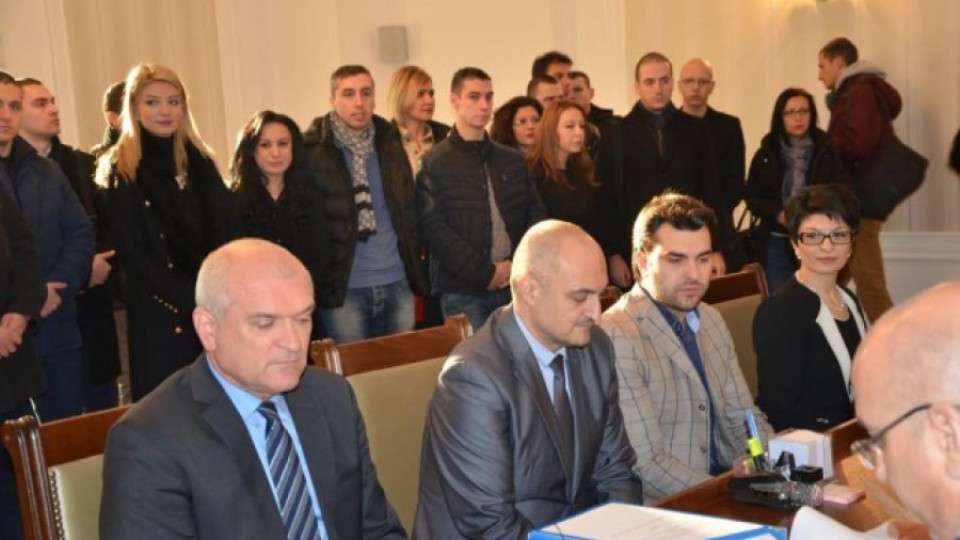 ГЕРБ се регистрираха първи в ЦИК | StandartNews.com