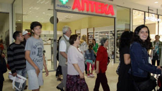 Всяко трето лекарство у нас търгувано на тъмно