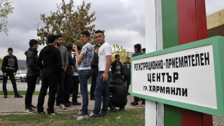 ЕК бистри санкции заради бежанците