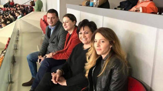 И Нинова подкрепя Гришо
