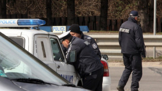 Хванаха пиян полицай зад волана