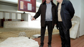 Премиерът разгледа уникални находки в музея в Сандански