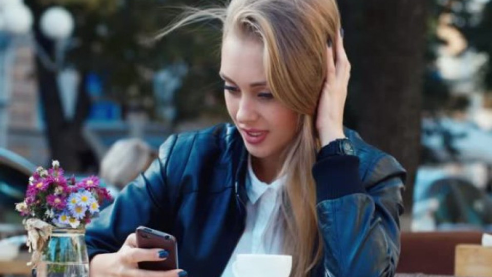 Азбуката е виновна за скъпите смс | StandartNews.com