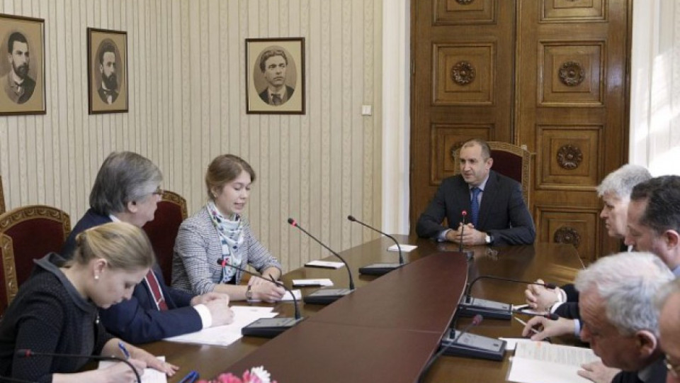 Радев се срещна с руския посланик | StandartNews.com