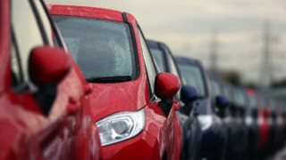 Продажбите на нови коли скочиха с 19%