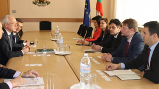 Министър Седларски: Ще намалим административната тежест