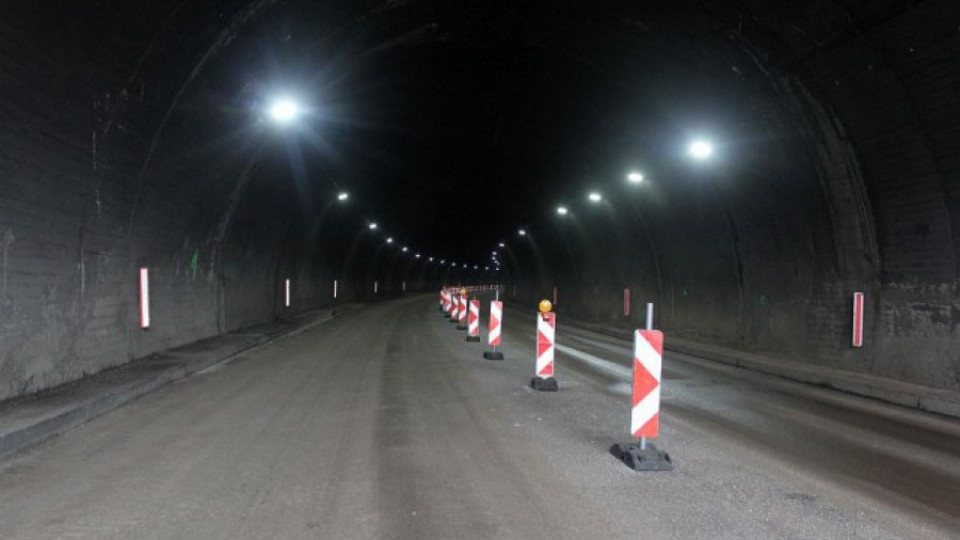 Проверките за опасни тунели продължават | StandartNews.com