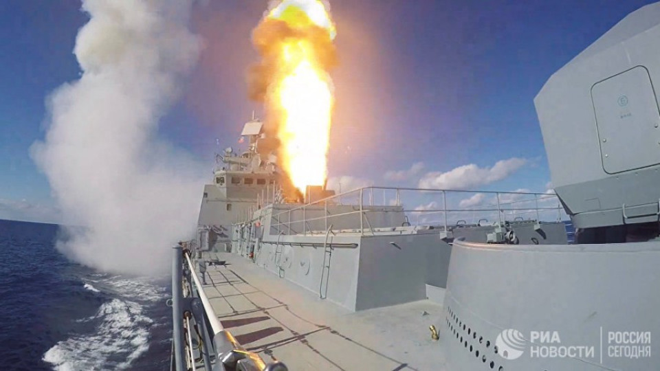 Руска бойна фрегата цепи Черно море към Сирия | StandartNews.com