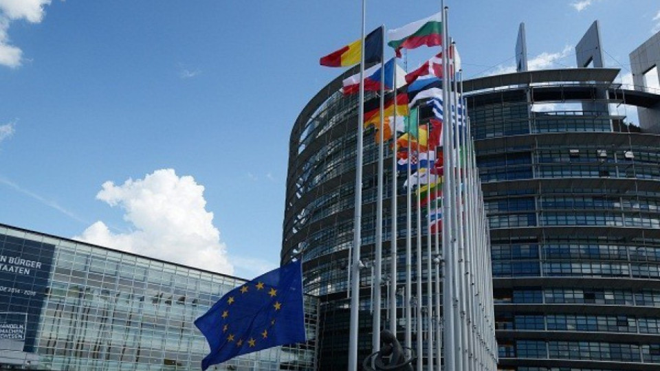 Нови мерки на Еврокомисията за спиране на мигранти | StandartNews.com