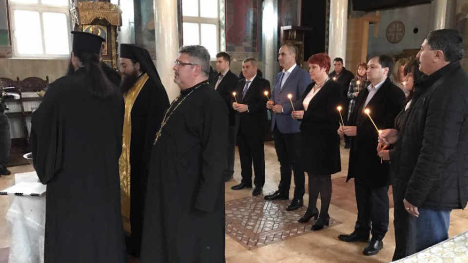 Дарение от ГЕРБ на църква в Монтана | StandartNews.com