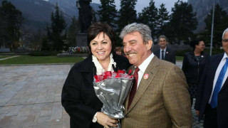 Нинова предизвика Борисов от Враца по темата образование