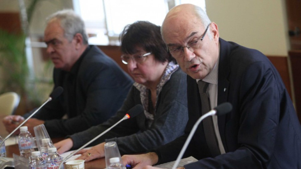 КЕВР отложи решението за поскъпването на водата | StandartNews.com