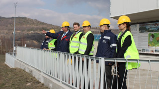 В Панагюрище успешно работи проекта за дуално образование