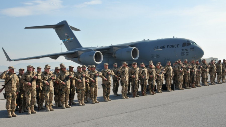 Военнослужещи се завърнаха след успешна мисия в Афганистан | StandartNews.com