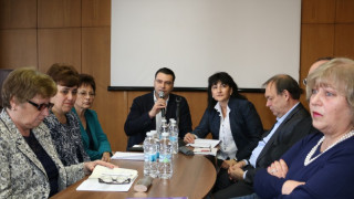 Калоян Паргов: Трябва да се върне достойнството на учителската професия