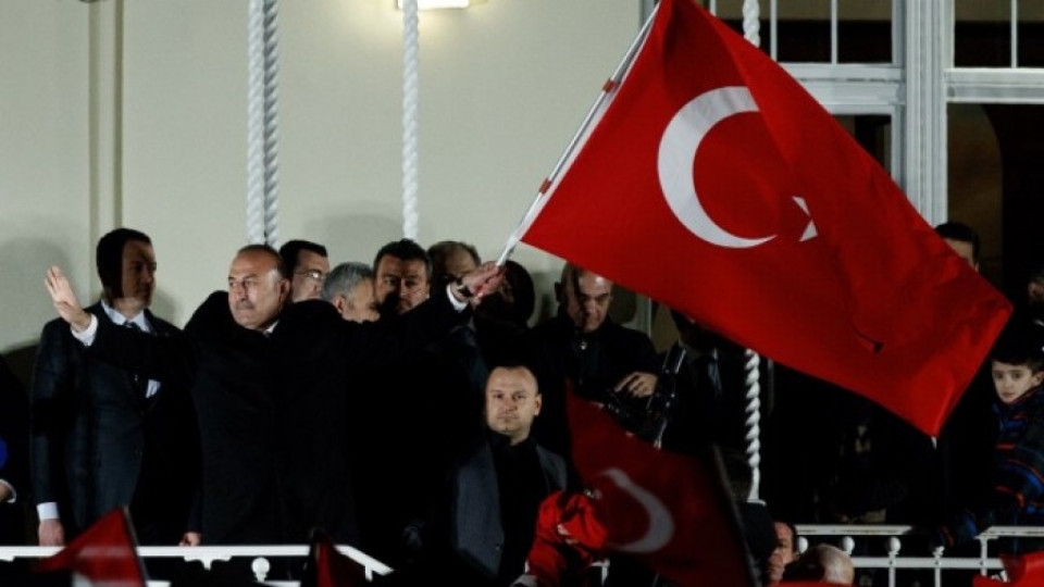 Говорител на Ердоган: В Европа се надига вълна от туркофобия | StandartNews.com