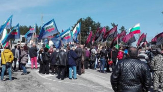 Протестиращи блокираха пътя за ГКПП „Малко Търново”