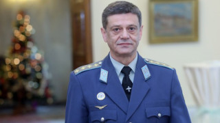 Генерал Попов почете братя Вазови