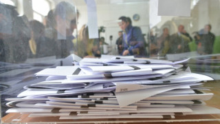 Гневни избиратели нахлуха в секция в Бурса