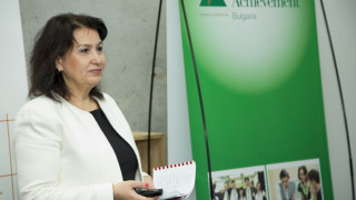 Каква е ролята на банките за управлението на парите ни?