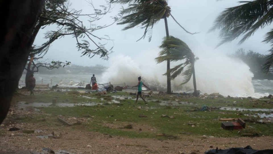 25 000 евакуирани заради опасен циклон в Австралия | StandartNews.com