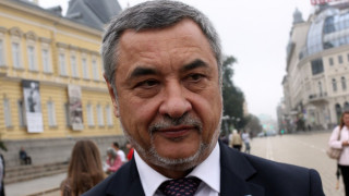 В. Симеонов: ГЕРБ и БСП обсъждаха коалиция още през 2013 г.