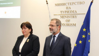 Чуждите туристи скочиха с 18,6%