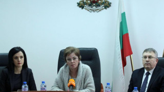 КЗК: Няма картел, а само обмяна на информация за цените на петрола