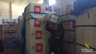 Испания разби мащабна БГ мрежа за контрабанда на цигари