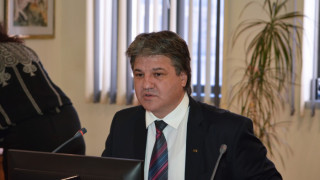 Димитър Узунов: Притискаха служителка да лъже пред Кьовеши