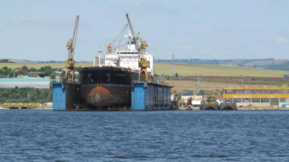 Проверяват водите на Варненското езеро