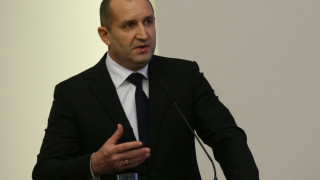 Президентът свиква парламента след Великден