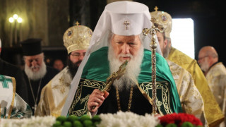 Патриархът отслужи литургия за Цветница /ОБНОВЕНА/