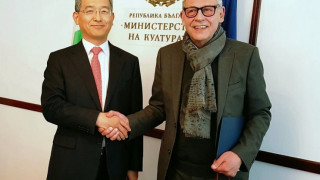 Младенов се срещна с посланика на Република Корея