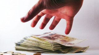 Студентите с по-високи стипендии