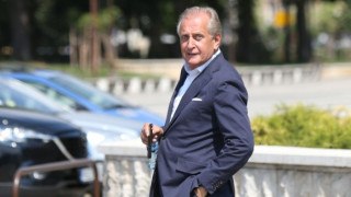 Спас Русев влезе във "Виваком"