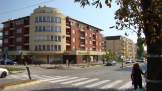 Ремонтират половин улица за 800 000 лв.