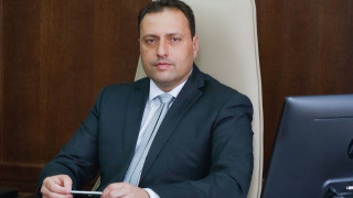 Кметът на Банско вапцува яйца