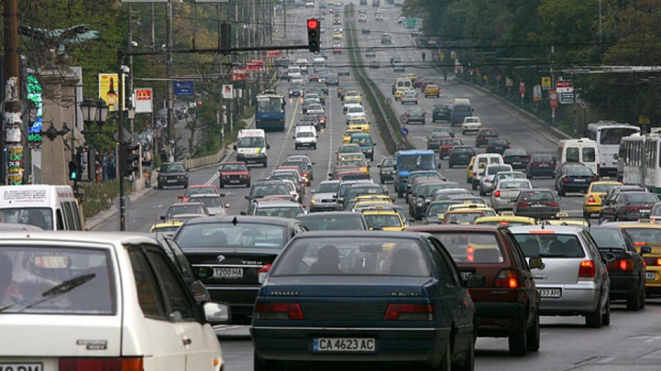 Таксите за коли според вредните газове | StandartNews.com