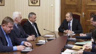 Радев към партиите: Забравете предизборната риторика