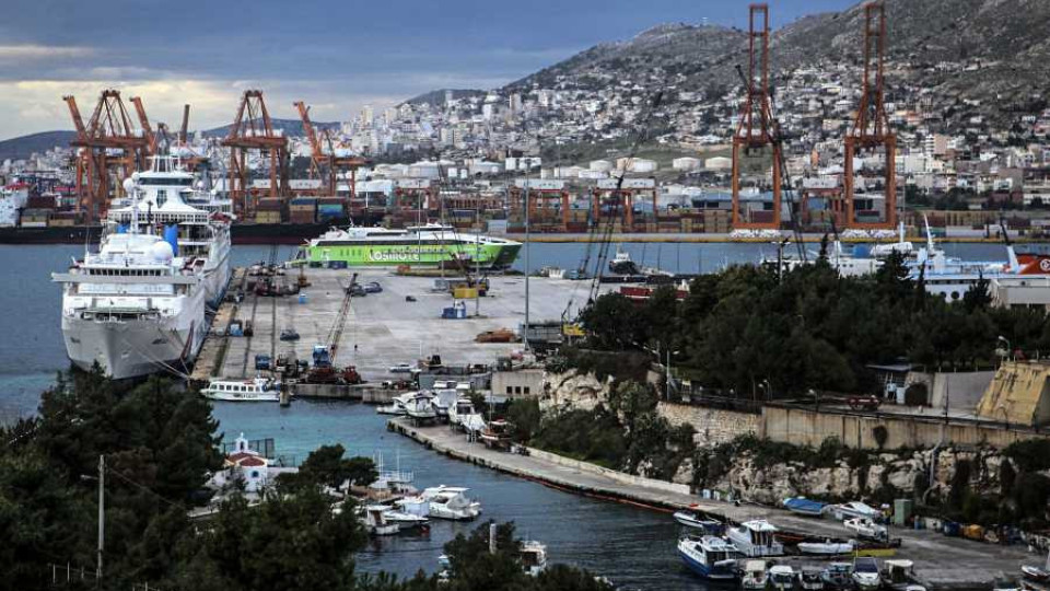 Гърция продаде пристанище Солун за 1,1 млрд. евро | StandartNews.com