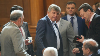 Парламентът подхваща "модерното робство" и урана
