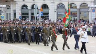 1200 военни ще вземат участие в парада