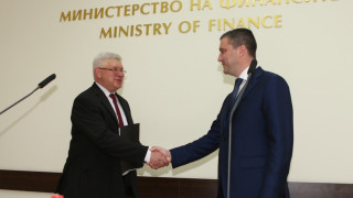 Скок на учителските заплати през септември