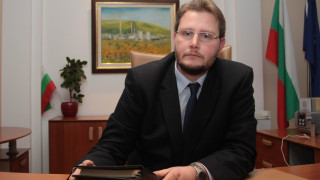 Да отворят читалищата за споделени работни места