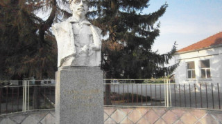 Ученици свиха бус и катастрофираха